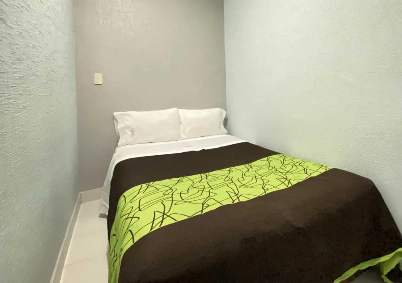 Hotel Gran Via Central Mexico Extérieur photo